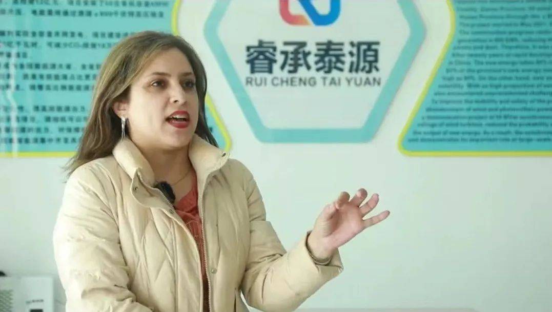 中国国际新闻交流中心外媒记者团一行参访甘肃