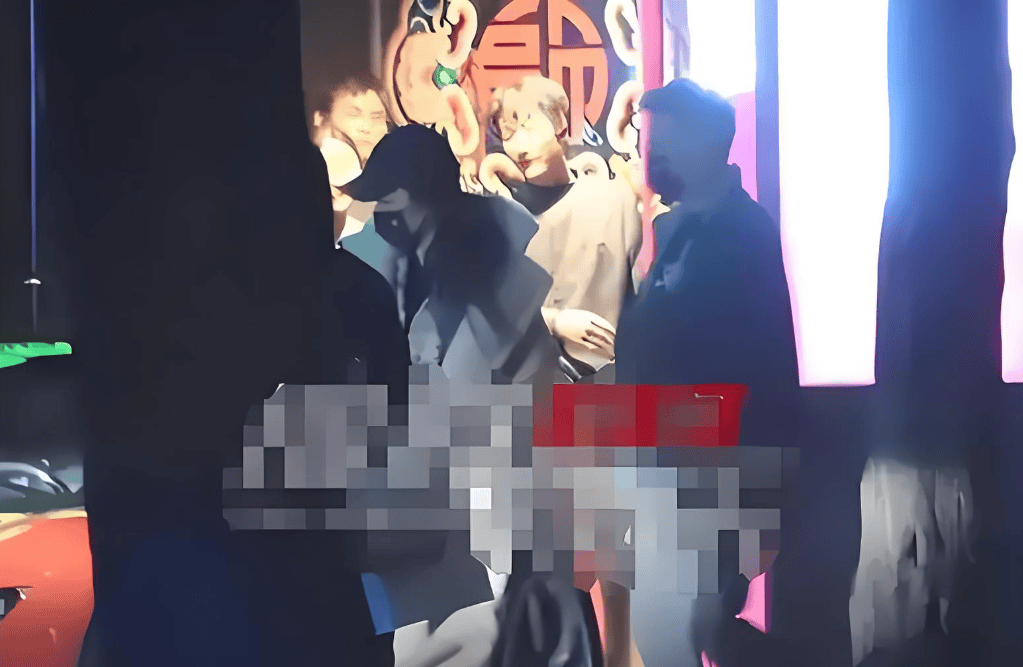 娱乐新闻快报：张翰深夜与神秘女子会面、张颂文家暴事件反转
