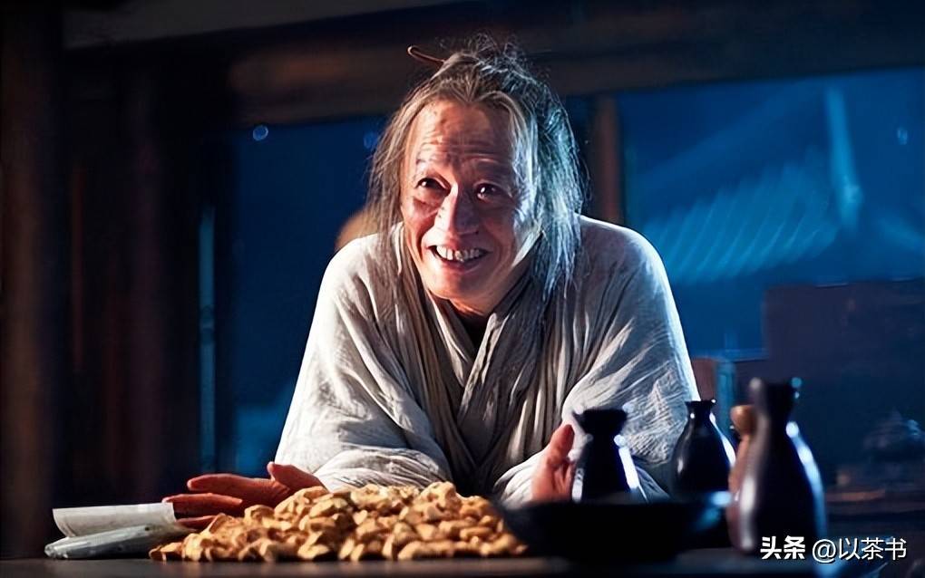 他是台湾老戏骨，天生反派脸，大器晚成，如今搭档杨洋终于火了
