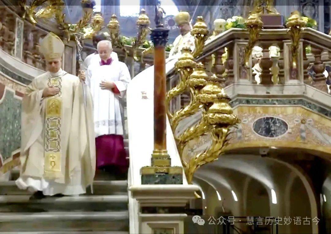 梵蒂冈新闻网:教宗良十四世在隆重礼仪中开始宗座牧职