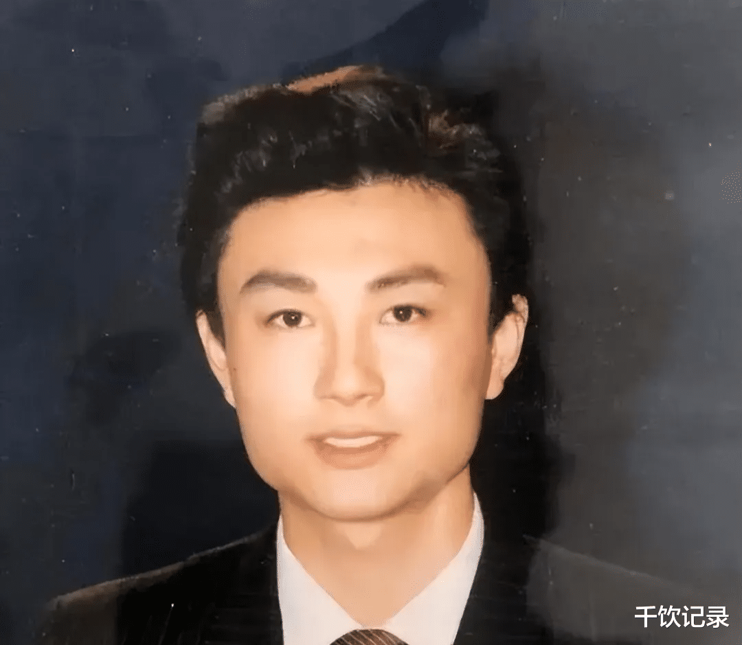刘纯燕：爱上新闻联播主持人王宁，女儿美貌惊艳，倾国倾城！
