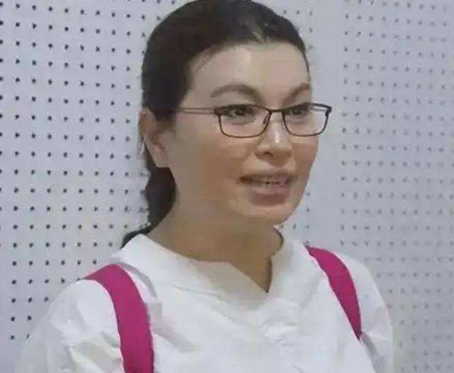 万万没想到，《新闻联播》主持人李瑞英，最大的遗憾竟是一通电话