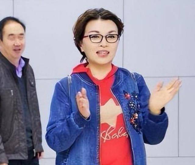 万万没想到，《新闻联播》主持人李瑞英，最大的遗憾竟是一通电话