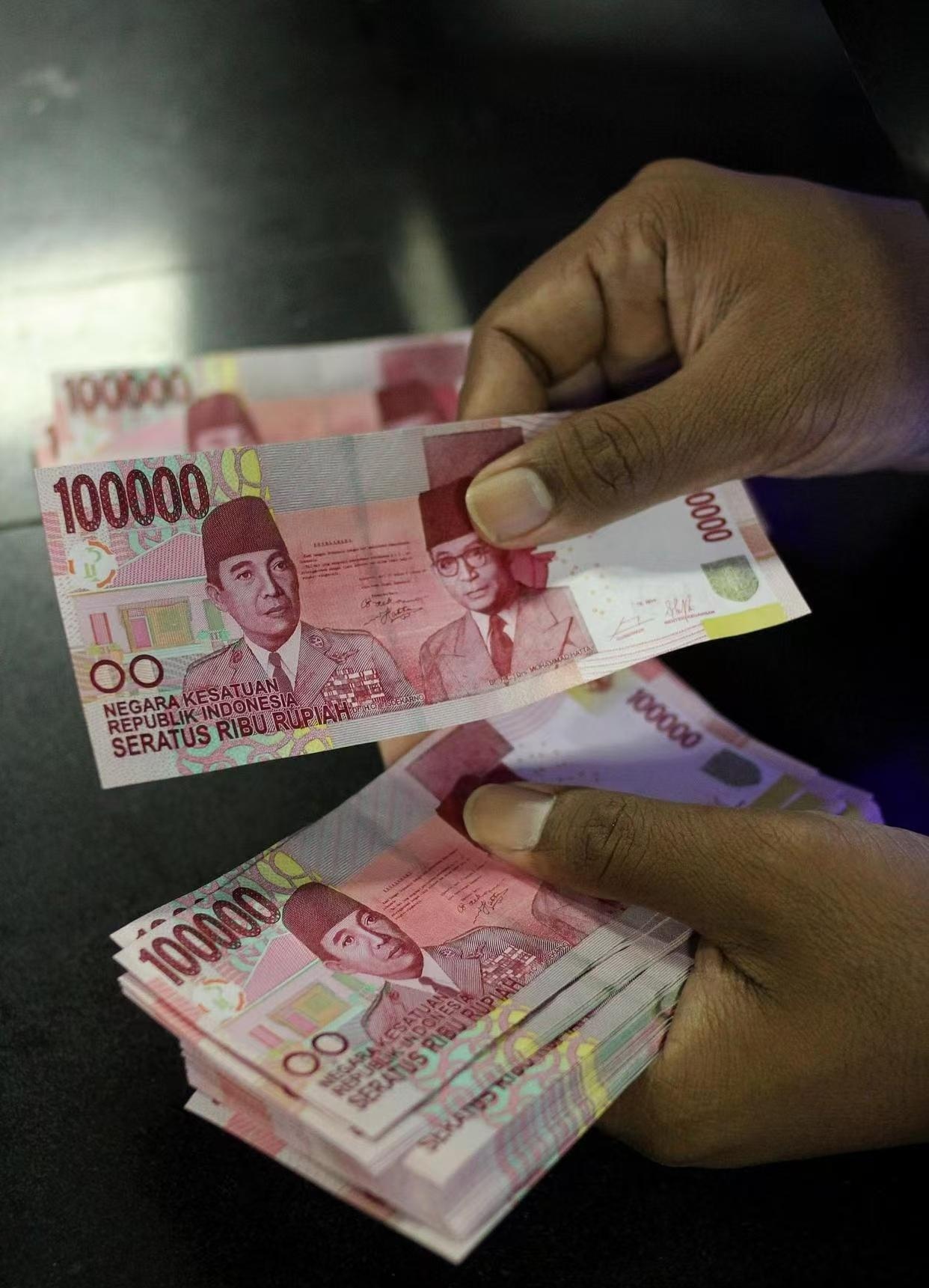 十万缅币(十万缅币折合人民币多少钱)