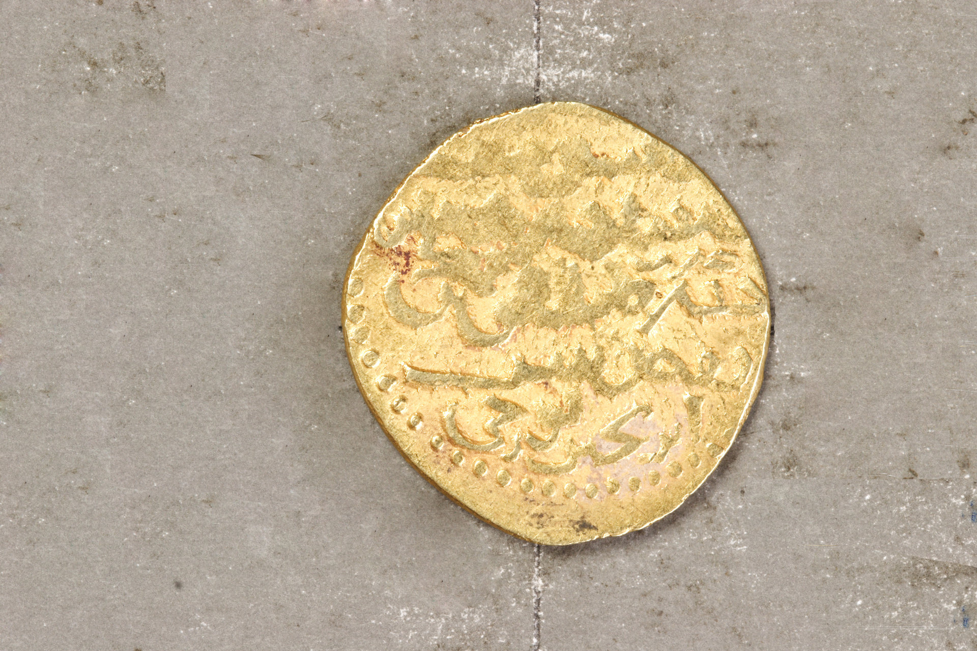 lun币(论辩是什么意思)